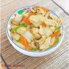 Best Moo Goo Gai Pan Lunch 蘑菇鸡片 in Lakewood, OH